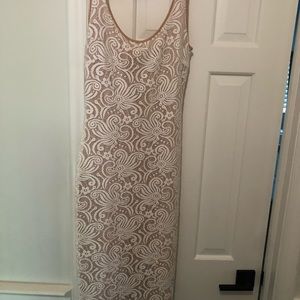 Bebe Size medium - tan underlay - worn for bridal shower 1x. MIDI length